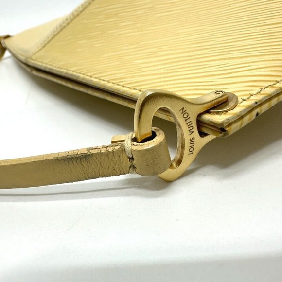 LOUIS VUITTON Epi Pochette- Demilune Shoulder Bag Epi Leather Beige - Picture 10 of 12